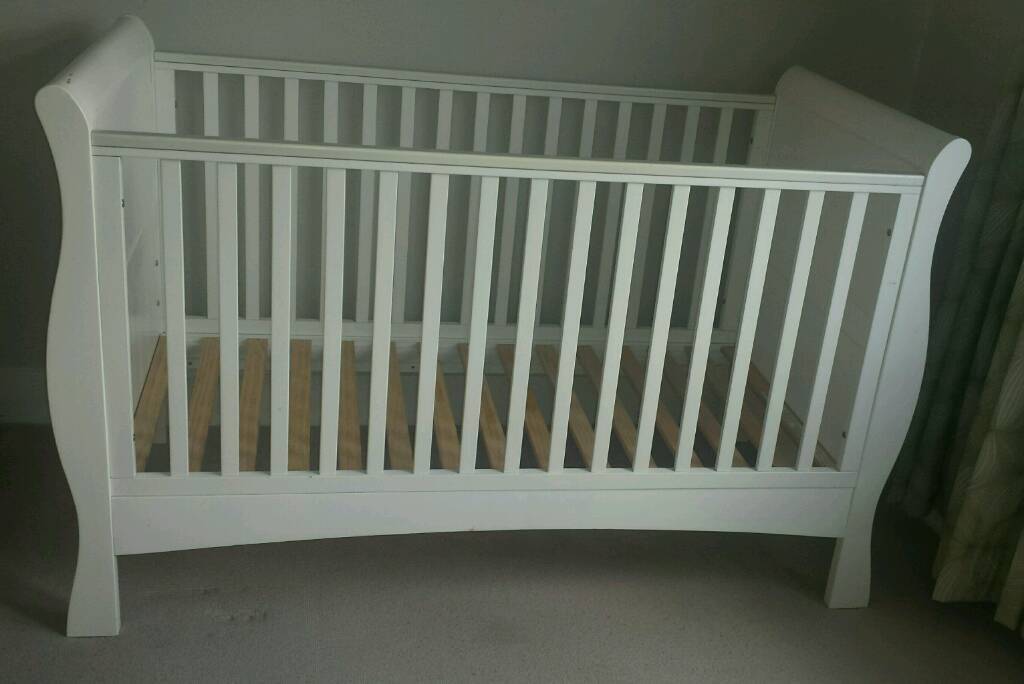 izziwotnot sleigh cot bed